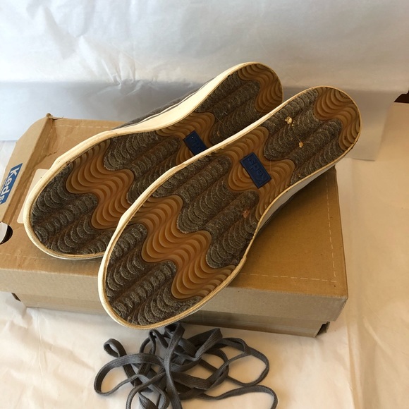 Hollister Double up keds size 7.5 - Picture 5 of 5